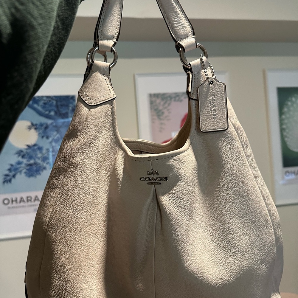 Coach Cream Leather Shoulder Bag